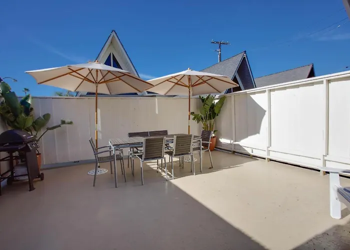 Retro A-Frame Studio W Loft And Sun Deck, Steps From Sand By Beachview Rentals